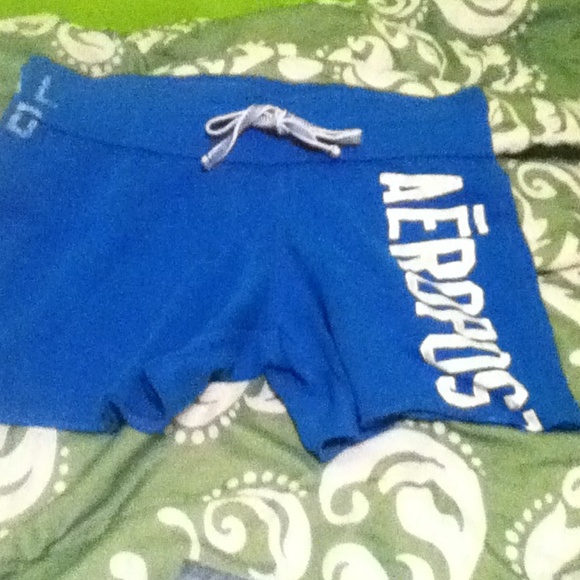 Aeropostale mid thigh length women's shorts