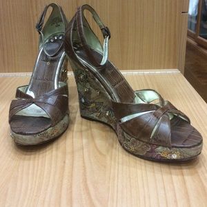 Steve Madden Studio Wedges