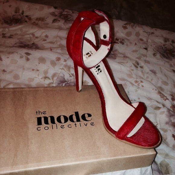 Shoes - Picture 2 of 4