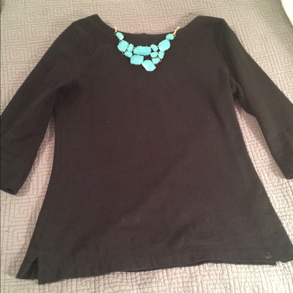 Classic black top with zipper in back sz sm