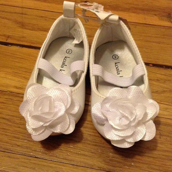 Baby dress shoes brand new