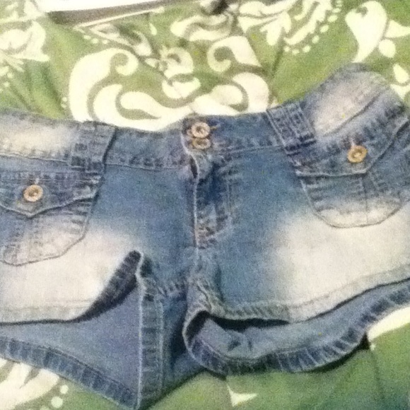 Women's shorts medium wash size 9