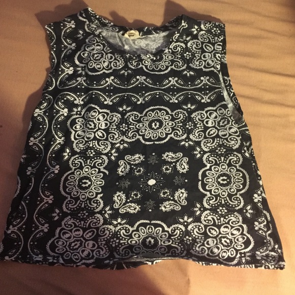 beautiful pattern muscle tank