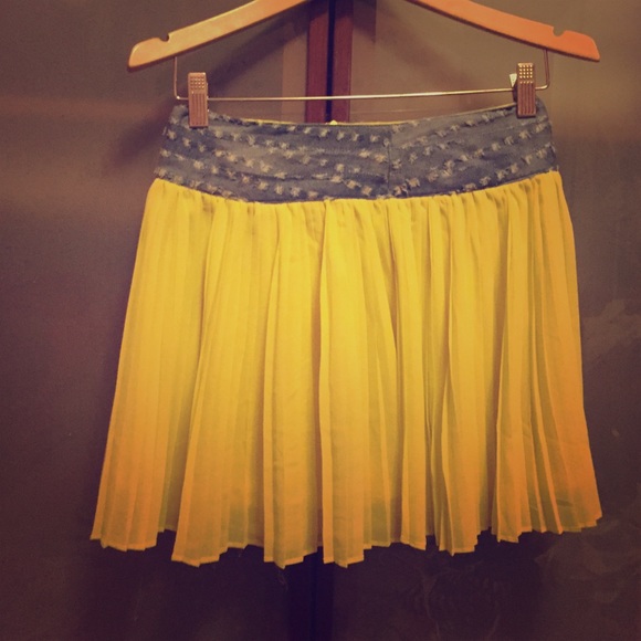 Mini skirt