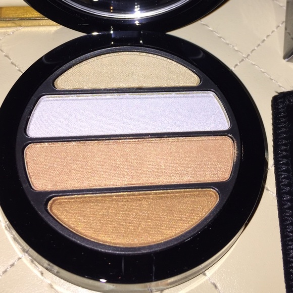 New Giorgio Armani eyeshadow with box authentic - Picture 2 of 4