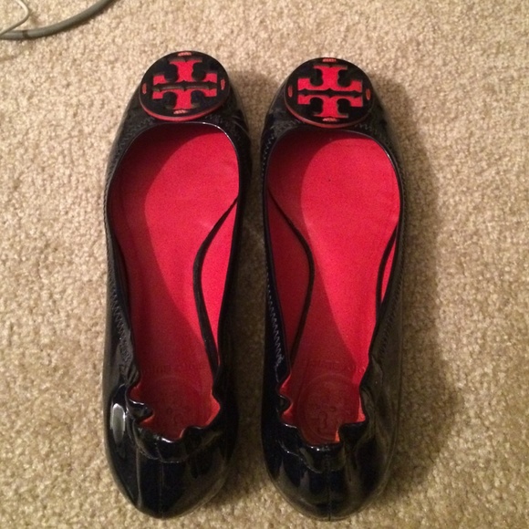 Navy and red Tory burch flats