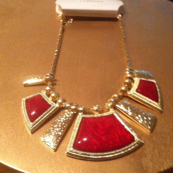 ⚡️SOLD⚡️Gold and Red Necklace