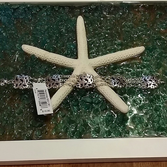 SOLD IN BUNDLE - Picture 3 of 4