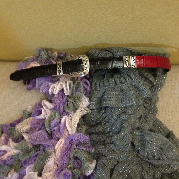 2 frilly scarfs and a Brighton black and red belt