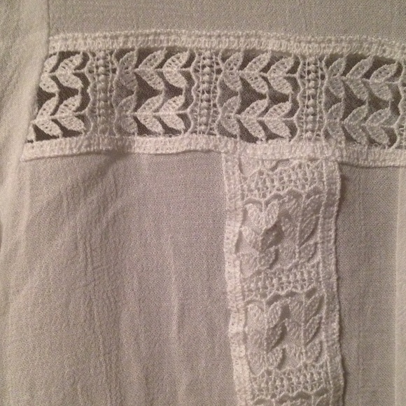 H&M White Blouse - Picture 2 of 4