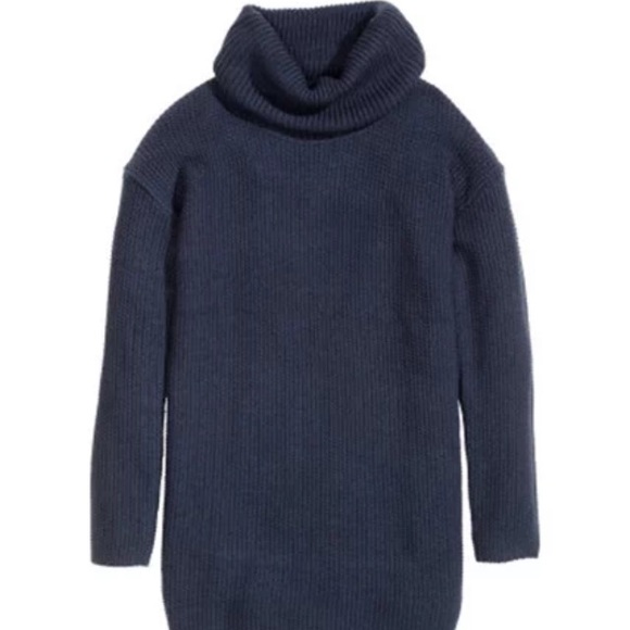 Ladies H&M oversized cowl-neck sweater - NWT, Med.