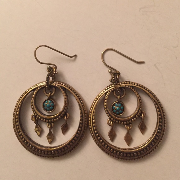 Lucky brand earrings