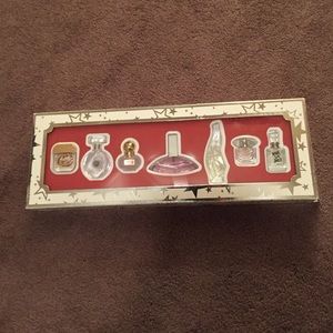 Mini perfume set