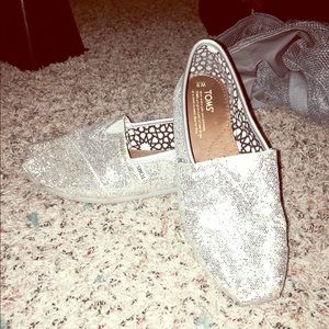 Glitter TOMS!