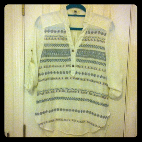 3/4 Length tab sleeve Aztec embroidered blouse