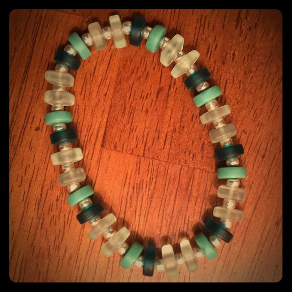 Green - Sea Glass - Bead Bracelet - stretch