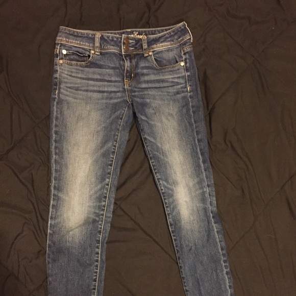 American Eagle Skinny Jeans. Size 4
