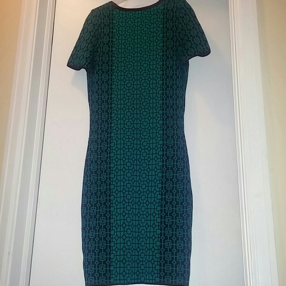 ROMEO & JULIET COUTURE SWEATER DRESS - Picture 4 of 4