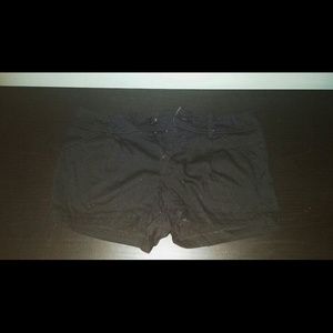 Thin black shorts