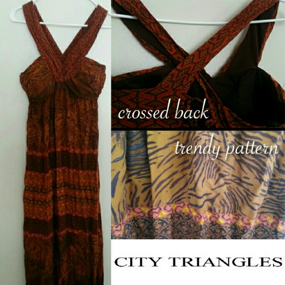City Triangles Maxi Dress ❤ - Picture 1 of 4