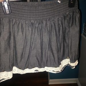 Grey lace skirt!