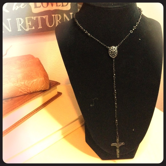 Fashion Rosary - Picture 1 of 2