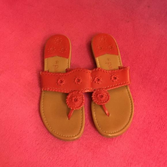 S'cute lookalike jack Rodgers