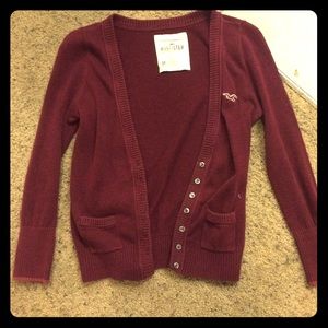 Maroon Hollister sweater