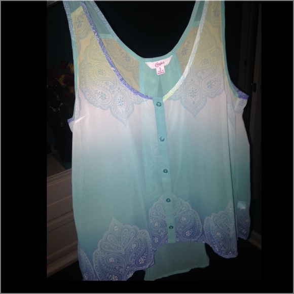 Candie's tank top!!