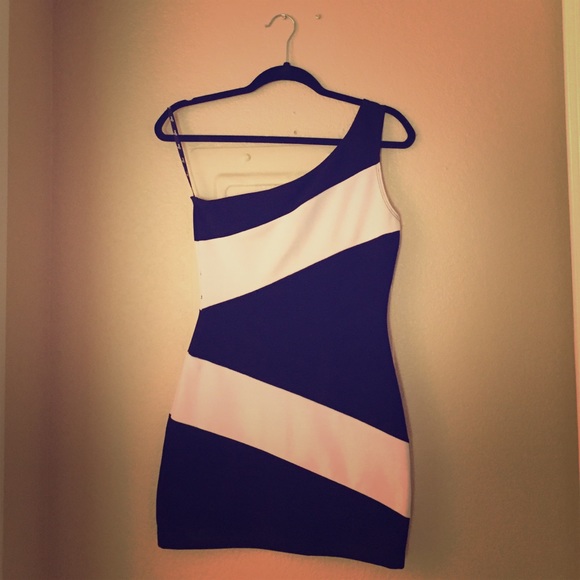 One shoulder body con dress