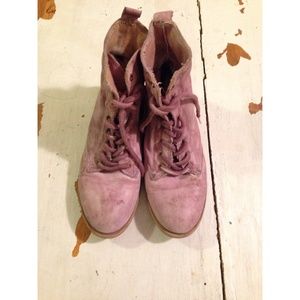 Rubbed Leather Chinese Laundry Boots