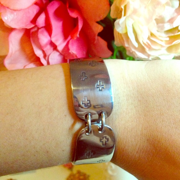 Original silver bracelet with cross engravings ❤️ - Picture 1 of 2