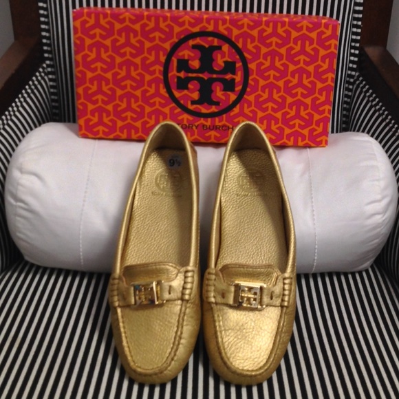 SALE! Gold Tory Burch driving loafers size 9.5