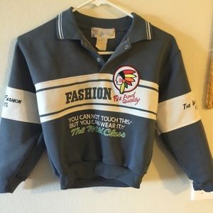 Vintage Boys sweater warn as a crop top