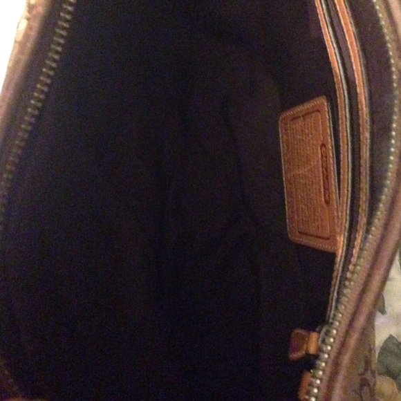 Authentic Coach Signature Ergo Hobo Handbag 6617 - Picture 2 of 4