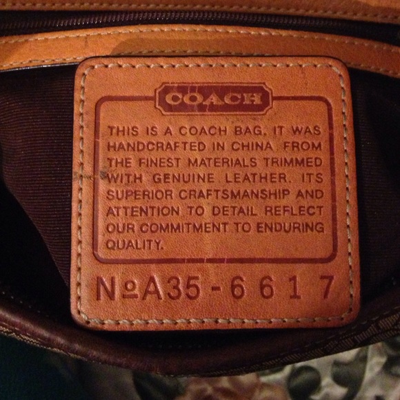 Authentic Coach Signature Ergo Hobo Handbag 6617 - Picture 3 of 4