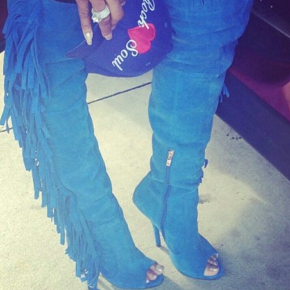 Custom made boots - Picture 3 of 4