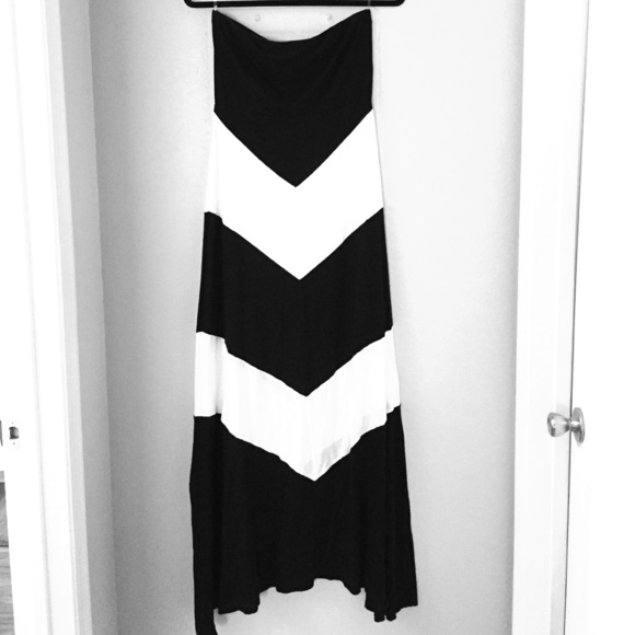 Black and White Chevron Maxi Dress