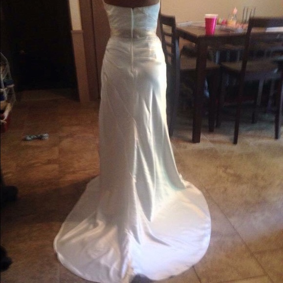 Wedding Gown - Picture 2 of 2