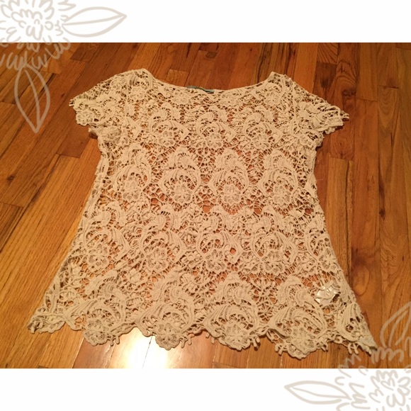 •Maurice's Lace Shirt•