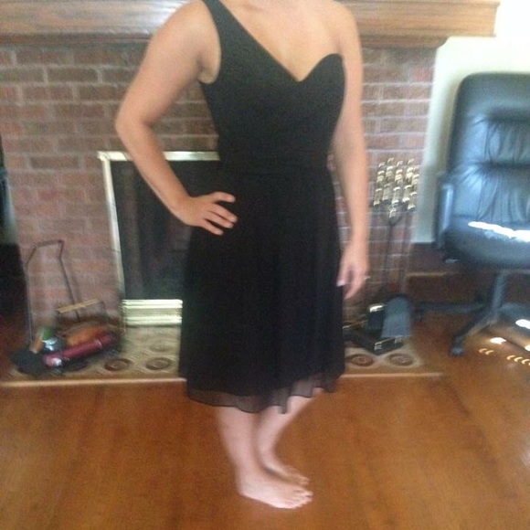 Black dress - Picture 1 of 3