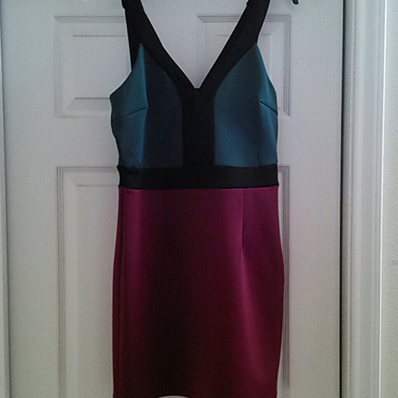 Green black maroon color block bodycon dress