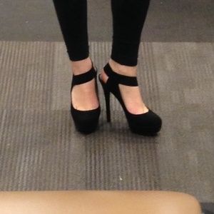 Black platforms