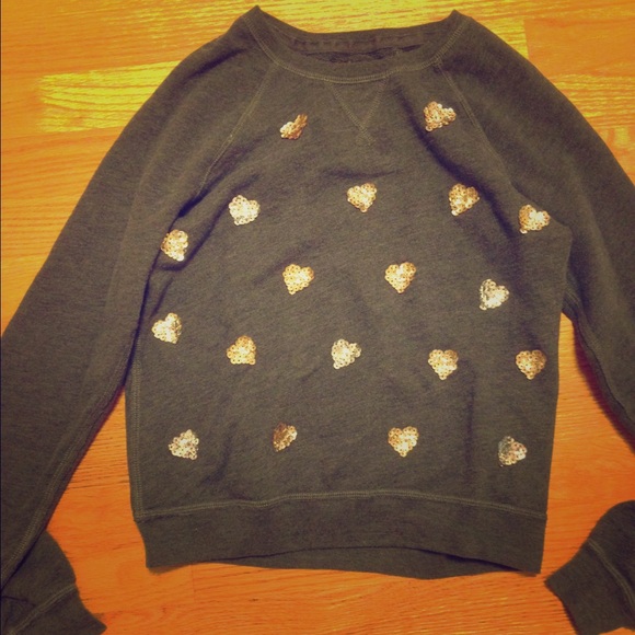 Abecrombie & Fitch sweater