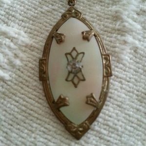 Mother of pearl and bronze necklace