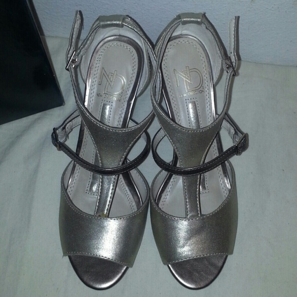 NIB ND Gold Silver Colorblock wedge sandals 6 - Picture 3 of 4