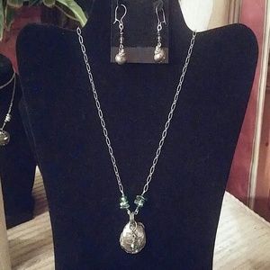 Fine Silver "Shell" Pendant Necklace & Earrings