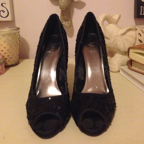 Sparkly Peep Toe Stilettos 🎀🙊👠 - Picture 2 of 4