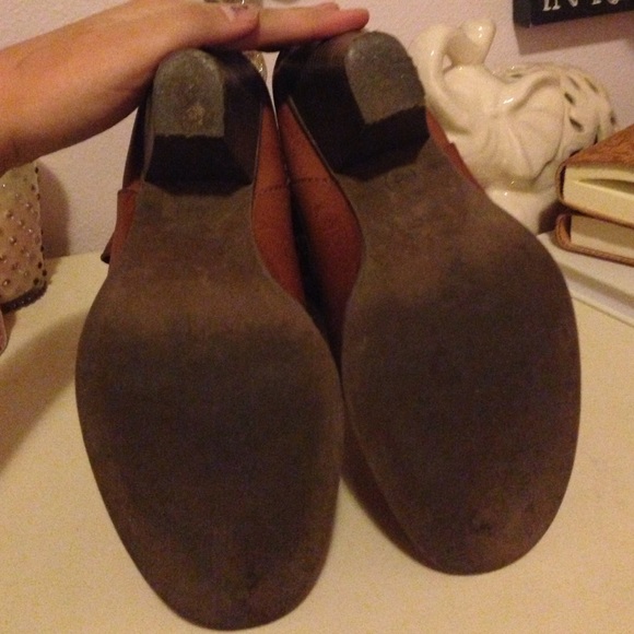 Cognac Cowgirl Boots 👢🎀💋 - Picture 4 of 4