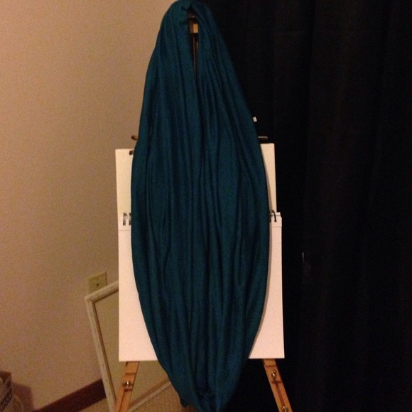 Beautiful Soft Calvin Klein Bright Blue Scarf 💙 - Picture 2 of 4